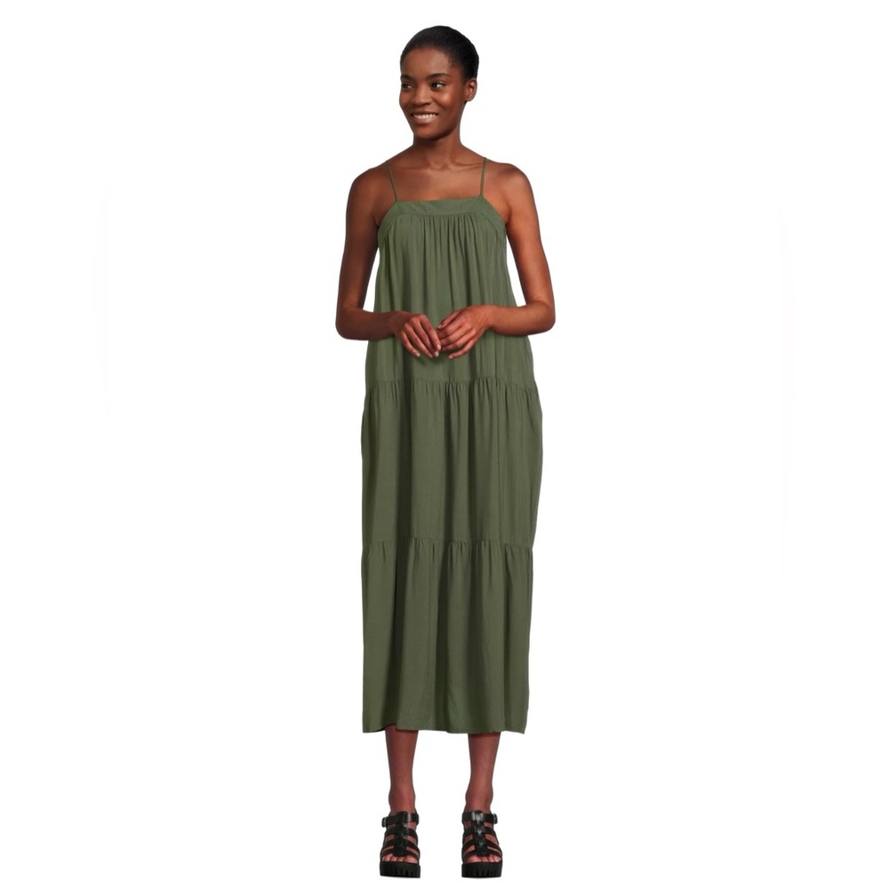Time and Tru Women’s Sleeveless Tiered Dress